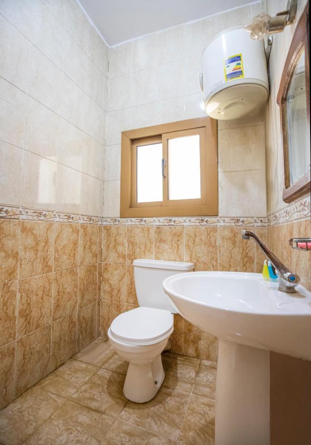 Pyramids Inn Hotel Kafrat al Jabal Exterior photo